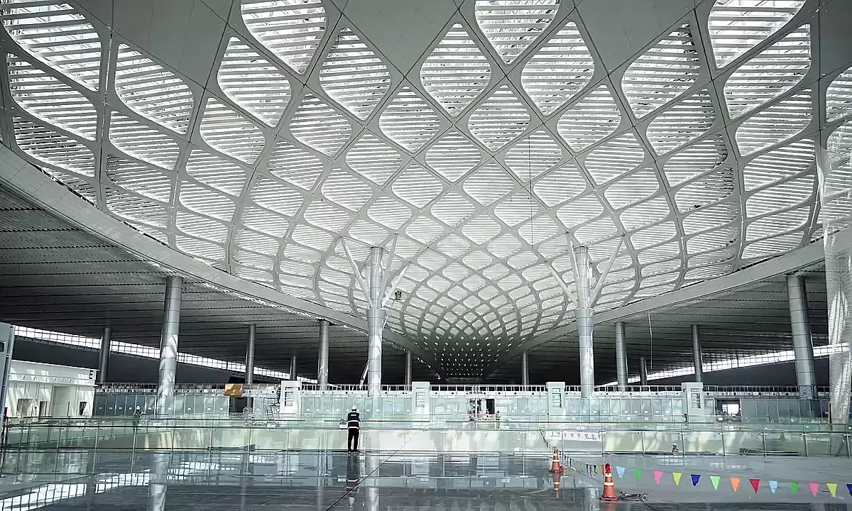 International passengers at Long Thanh to pay 25 USD service fee