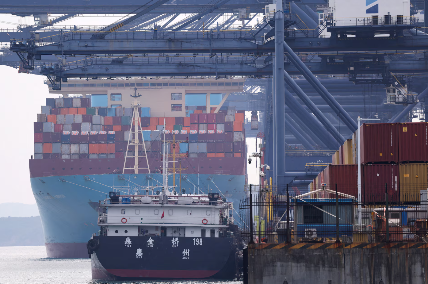 China warns of retaliation if EU tightens trade