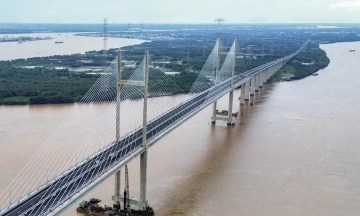 How much does it cost to travel the entire ben luc - long thanh expressway?