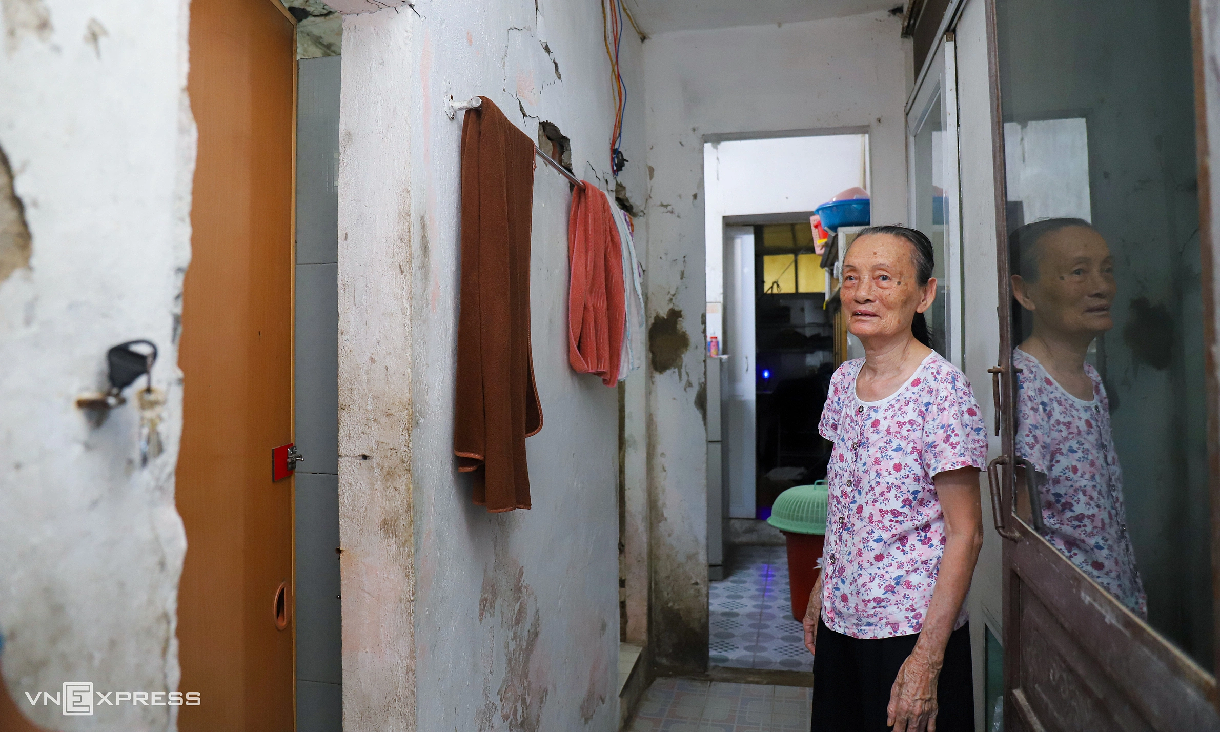 Life in Vinh’s apartment complex once known as the 'rich neighborhood'