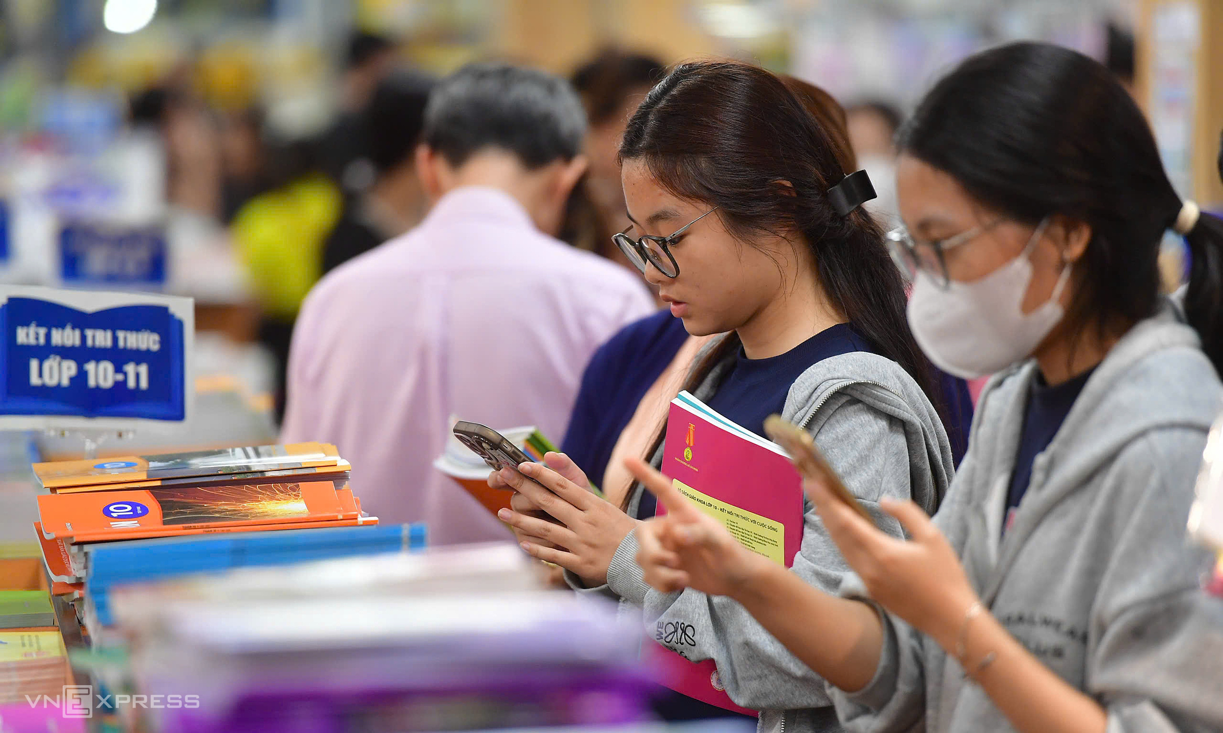 Preparing a new set of textbooks for grades 1-12