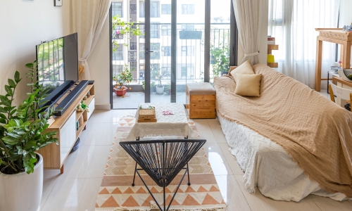 Landlord's sudden death: must the tenant vacate?