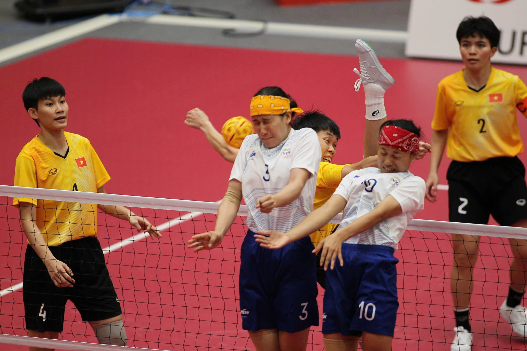 Vietnam defeats Thailand, defends women's sepak takraw gold at ASIAD