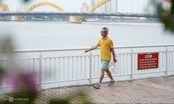 Is it better to exercise during the day or at night?
