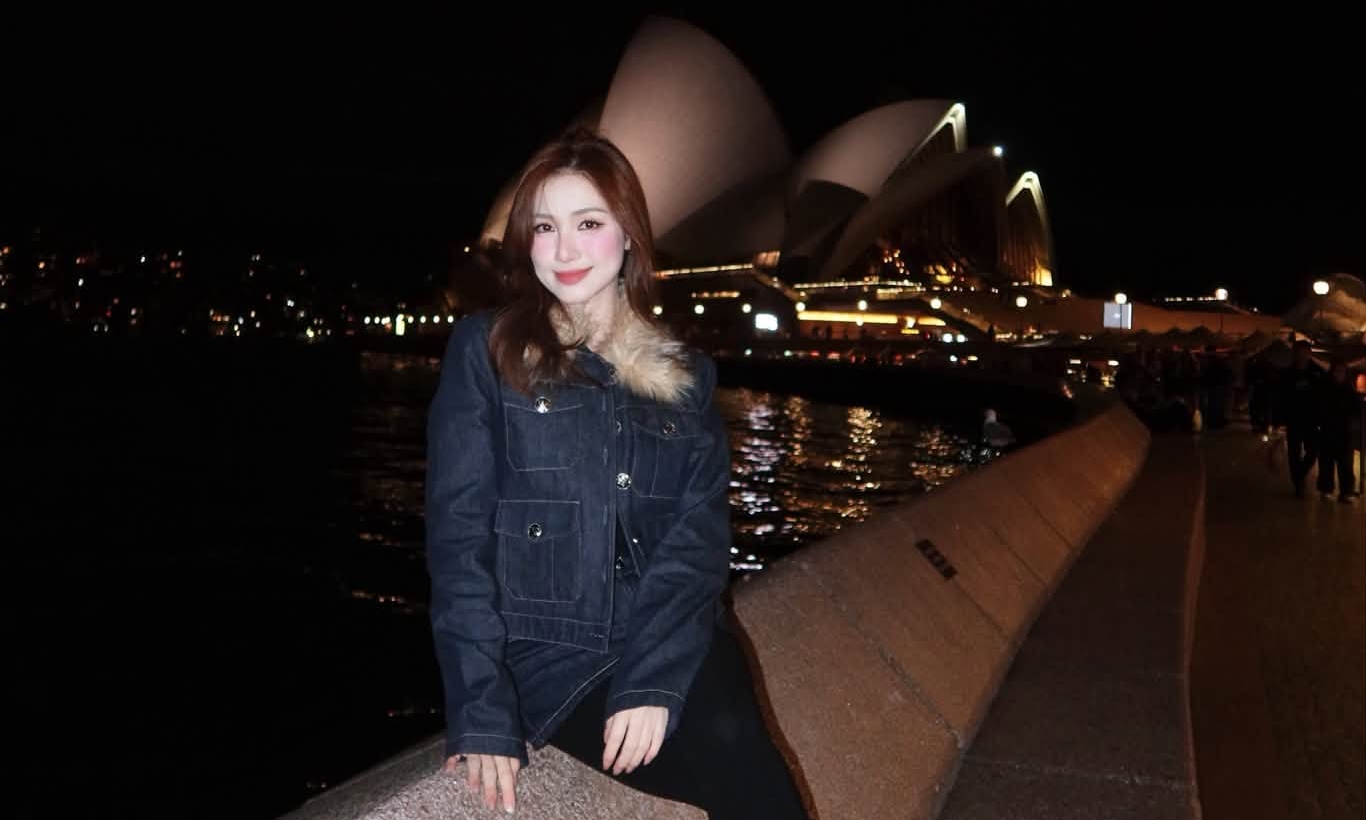 Hoa Minzy showcases luxury brands on Sydney streets