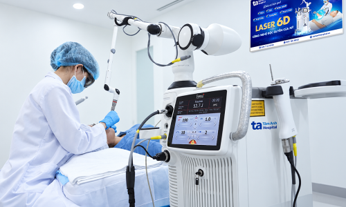 Laser treatment for red chin scars